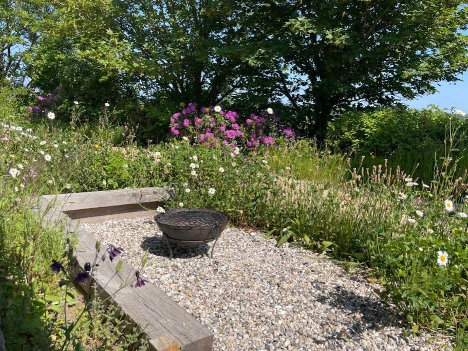 Whitebeam, Moor And Sea Holidays, Beautiful Views Over Exmoor Линтън Екстериор снимка